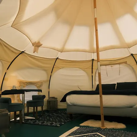 Domaine Des Butineuses Luxury tent Longny les Villages