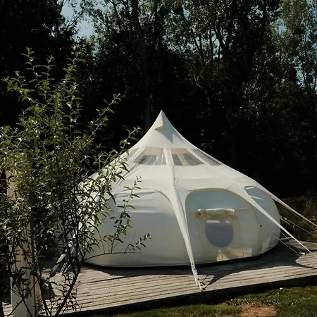 Domaine Des Butineuses Luxury tent *